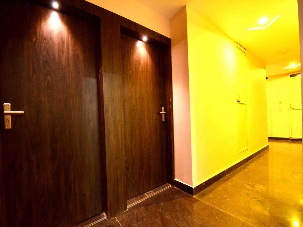 Oyo 2403 Hotel Aamantran Avenue Ujjain Exteriör bild